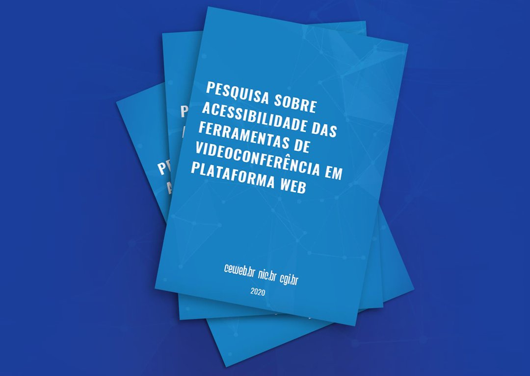 Em fundo azul, pilha de cartilhas com título da Pesquisa sobre Plataforma de Videoconferência